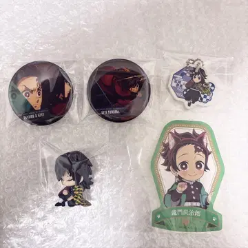 토미오카 기유 카마도 탄지로 캔뱃지 잠자는 대 스티커