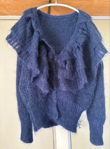 프릴 디자인 모헤어 빈티지 니트 가디건