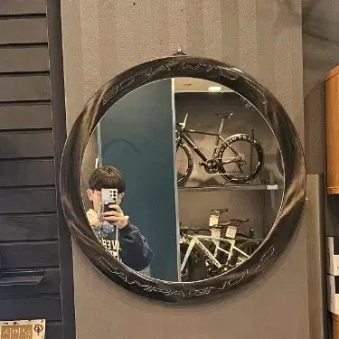 크랙난 카본휠 구합니다