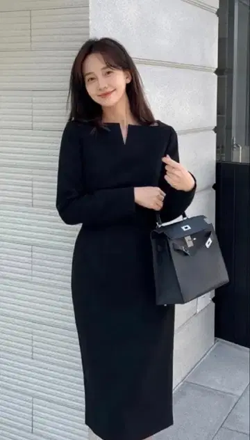 생일 농구화 KEY NECK MIDI DRESS