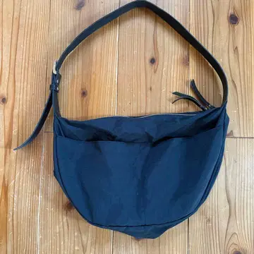 ourhome 문 숄더백