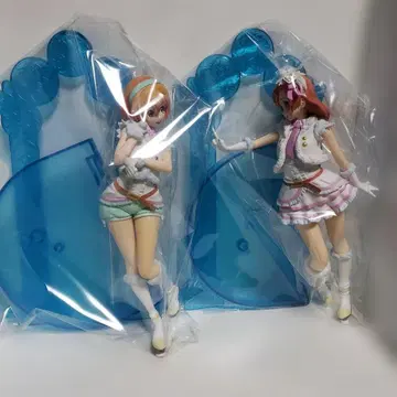 러브 라이브! 피규어 세트입니다.