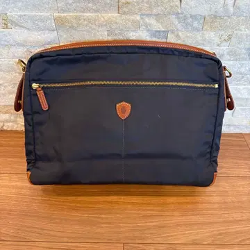 페리지 Felisi 나일론 클러치백 세컨드 백 네이비