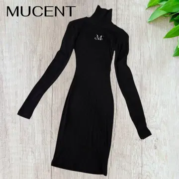 새상품급 MUCENT 터틀넥 리브 원피스 블랙 리브 니트