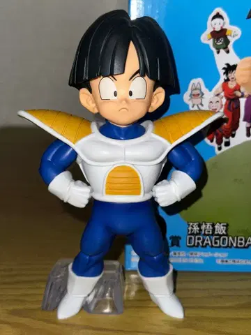 손오반 전투복 피규어