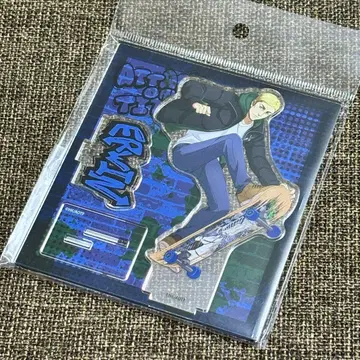 진격의 거인 아크릴 스탠드 엘빈 Skater ver. 새상품