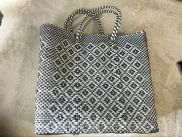 레트라 바스켓 백