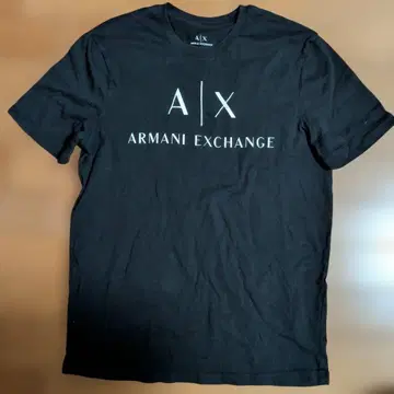 Armani Exchange 블랙 티셔츠