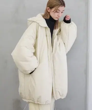 셀렉트 모카 몬스터 다운 코트