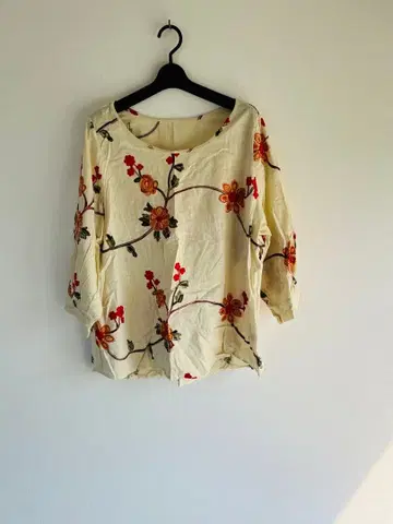 꽃무늬 자수 오부 소매 상의 봄 상품 입학식 골드재팬 빅 사이즈 4XL