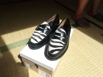 G.H BASS & CO 송치 제브라 패턴 로퍼