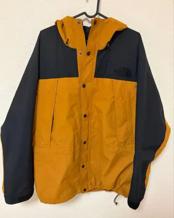 마운틴 라이트 자켓 L 사이즈 직영점 한정판