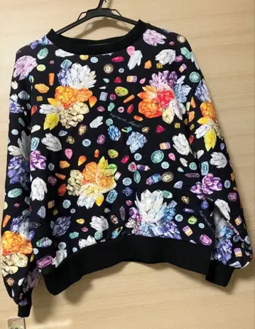 메종 드 샹티 맨투맨 상하의 크리스탈 갤럭시 일본제