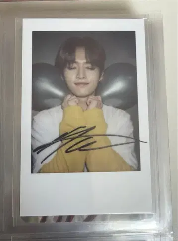 Straykids 스키즈 리노 트레이딩 카드 사인 폴라로이드 혜택