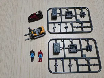 다이아클론 택티컬 그랑더 대원 & 이륜 전투 차량 & 비클 세트