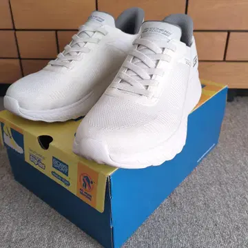 SKECHERS 슬립인즈 밥스 26cm