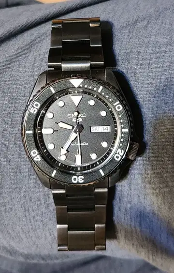 SEIKO 자동 와인딩 건메탈 손목시계