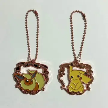 제일복권 포켓몬 참 키링 부스터 피카츄 2개 세트