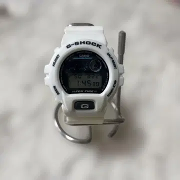 CASIO G-SHOCK FOX FIRE 화이트 디지털 손목시계 작동품