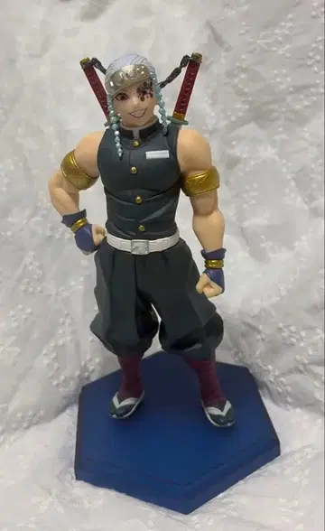 귀멸의 칼날 우즈이 텐겐 POP UP PARADE 피규어