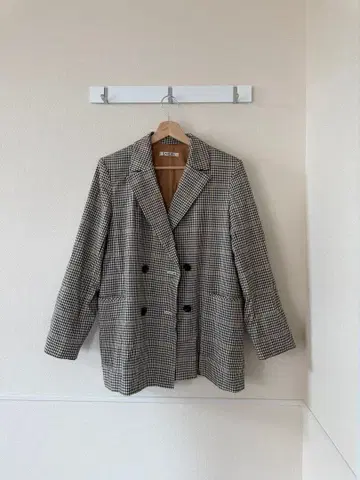 SNIDEL 체크 무늬 테일러드 자켓