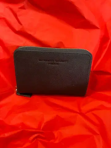 KATHARINE HAMNETT LONDON 라운드 지퍼 지갑