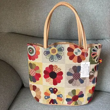 꽃무늬 토트백 스페인 소재 일본제 가격 인하했습니다