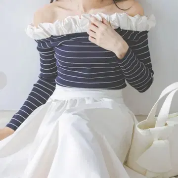 SNIDEL 벌룬 프릴 니트 풀오버