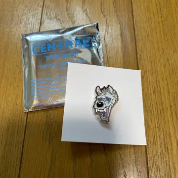 KingGnu CEN+RAL 핀 배지 HYENAZOMBIE