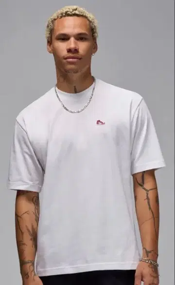 [ XL ] JORDAN BRAND SNKR PTCH t-shirt