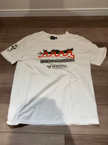 88 BASS BOAT 그래픽 T셔츠 화이트