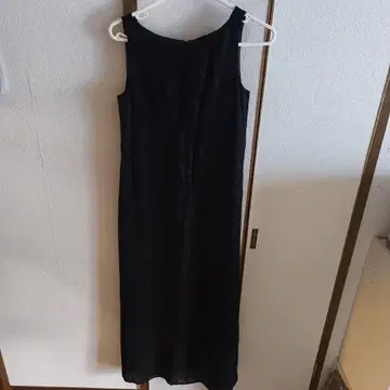 블랙 슬리브리스 롱 원피스