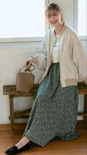 GLOBAL WORK 글로벌 워크 발수 볼륨 MA-1 베이지 M