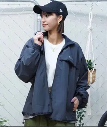 adidas 바람막이 루즈핏 우븐 자켓