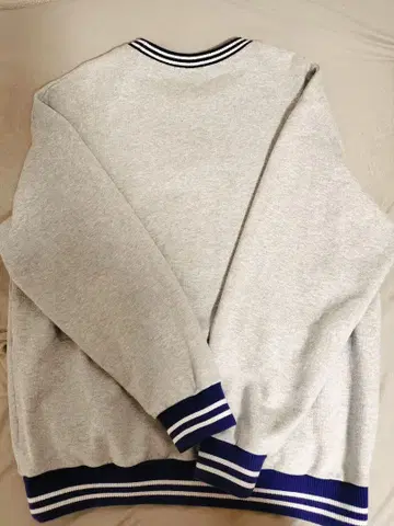 XLARGE 맨투맨 트레이닝복 그레이