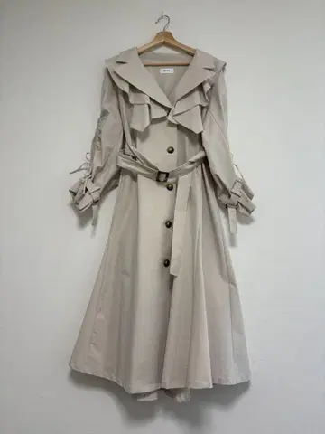 snidel 트렌치코트