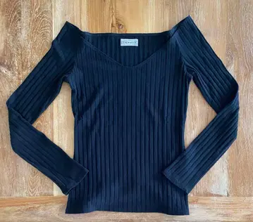 IENA THE NEWHOUSE 롱 슬리브 풀오버 블랙