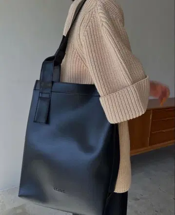 CIANE 토트백 블랙 숄더백 심플 마츠모토 메구미 EMODA