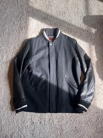 BEAMS HEART 바시티 자켓 가죽 배색 올 블랙