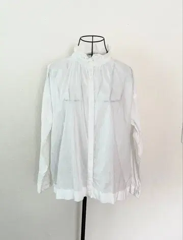 SUN VALLEY 프릴 옷깃 화이트 긴팔 셔츠