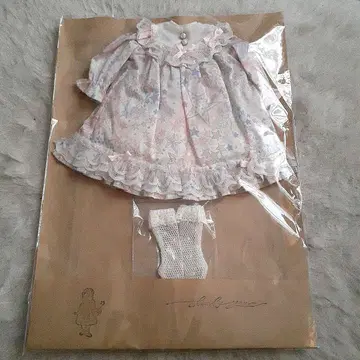 네오 브라이스 아웃핏