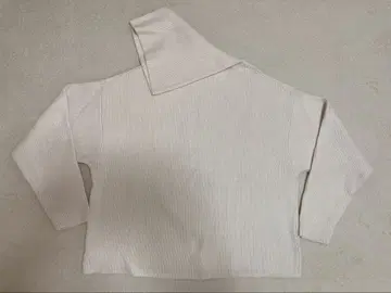 BASEMENT 터틀넥 오버 사이즈 니트 아이보리