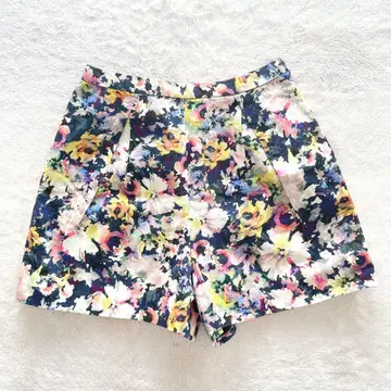 FREE'S FHRASE 프리즈 프레이즈 꽃무늬 숏팬츠 수채화풍 S