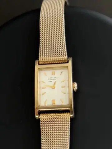 마가렛호웰 새상품급! 여성용 시계 배터리 교환 완료