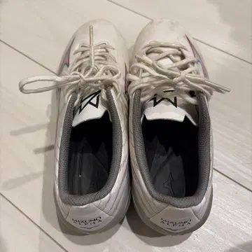 Mizuno Designed Speed 화이트 스파이크