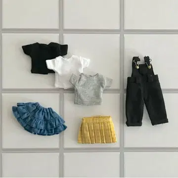 옷 갈아입기 여러 가지 바비 한국 인형 백참용 티셔츠 살로펫 스커트