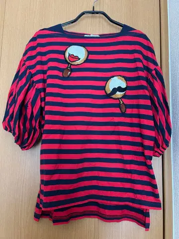 츠모리치사토 퍼프 슬리브 반팔 상의