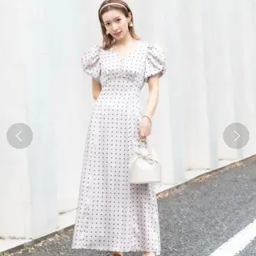 snidel 개더 퍼프 슬리브 도트 원피스