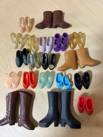 제니 인형 신발 하이힐 19켤레