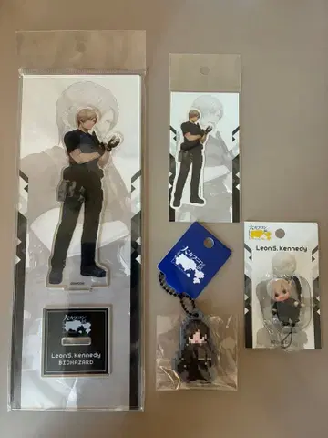 [ 캡콤 전시회 ] 레온 큐피 러버 체인 아크릴 스탠드 스티커